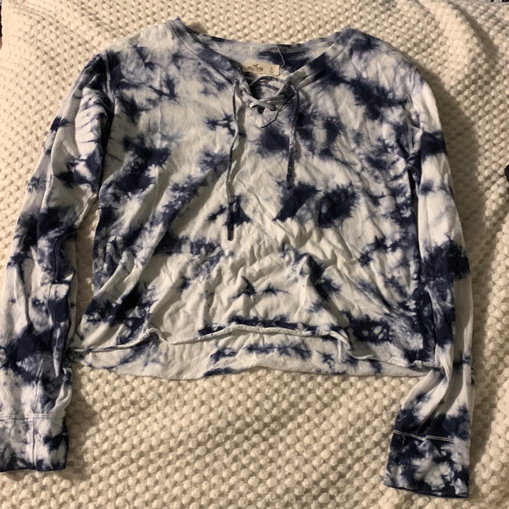 women tie dyed hollister long sleeve top